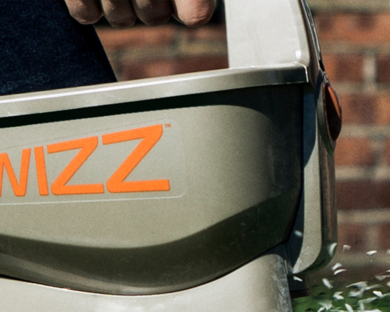 priority_designs_battery_handheld_spreader_design_engineering_prototyping_016