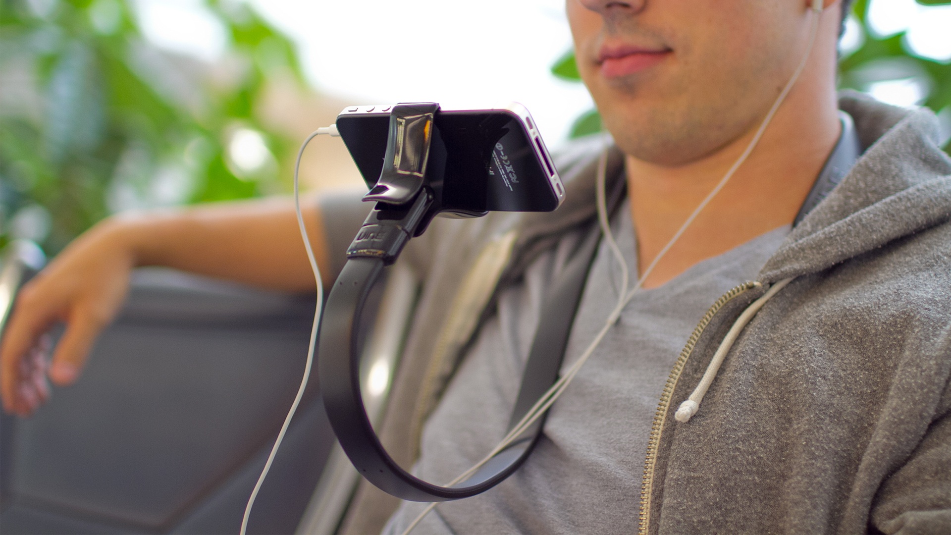 priority_designs_mobile_smart_phone_accessory_design_and_engineering_005