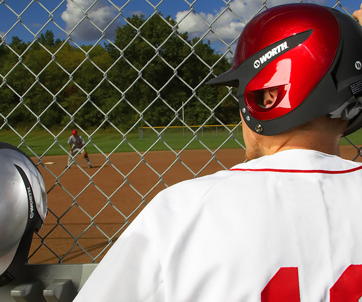 priority_designs_safety_sports_helmet_design_and_engineering_001