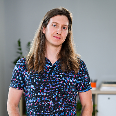 priority_designs_eric_grunden_headshot-white-2