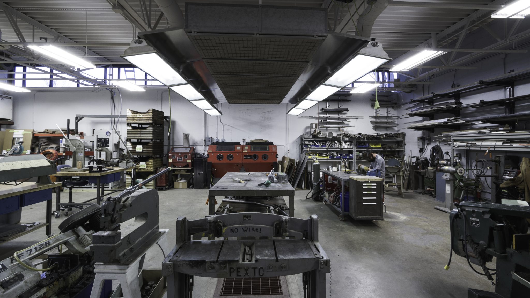 priority_designs-metal-fabrication-shop-area